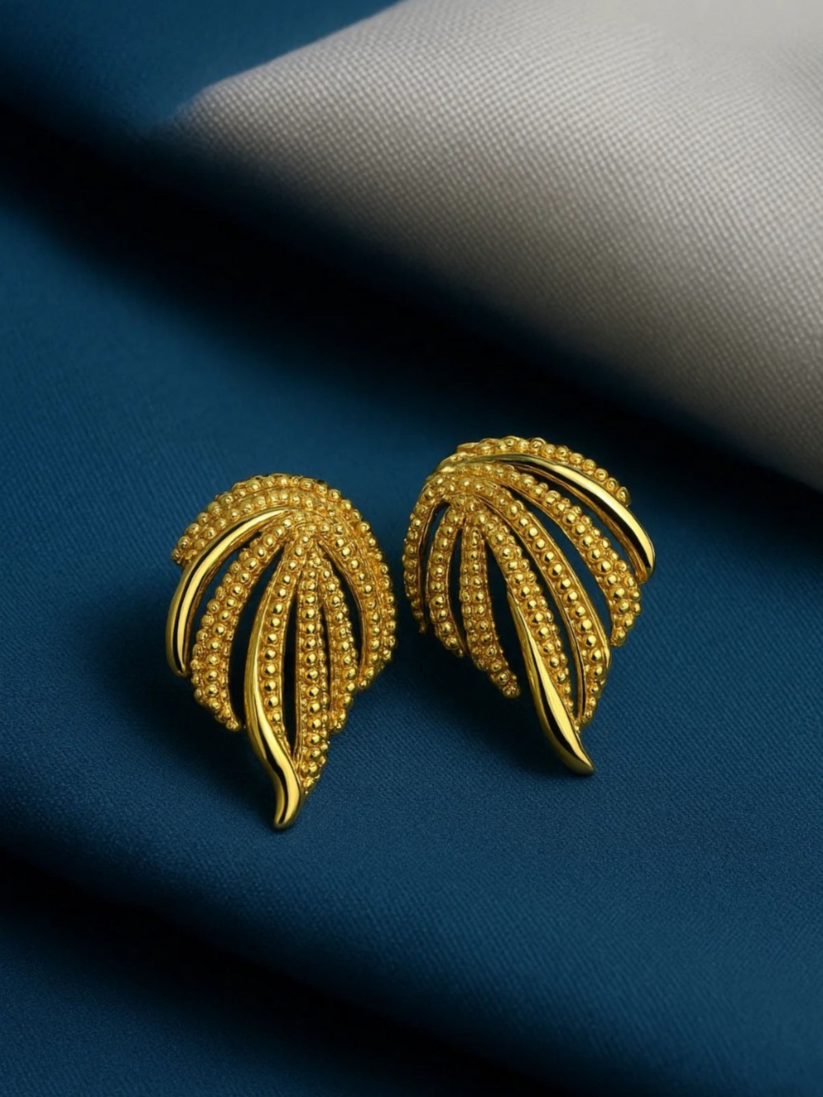 SR Anti Tarnish 18K Gold Stud Earrings